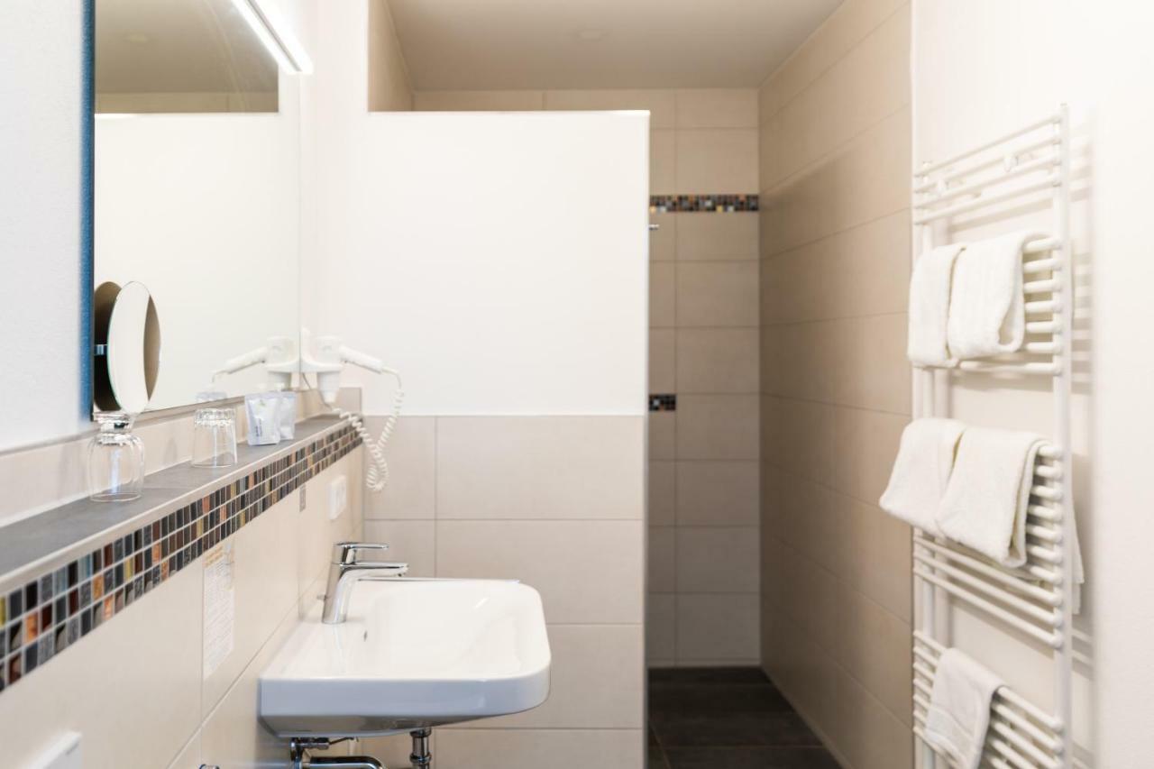 Gasthof Linde - Hotel Blum Unterroth Экстерьер фото